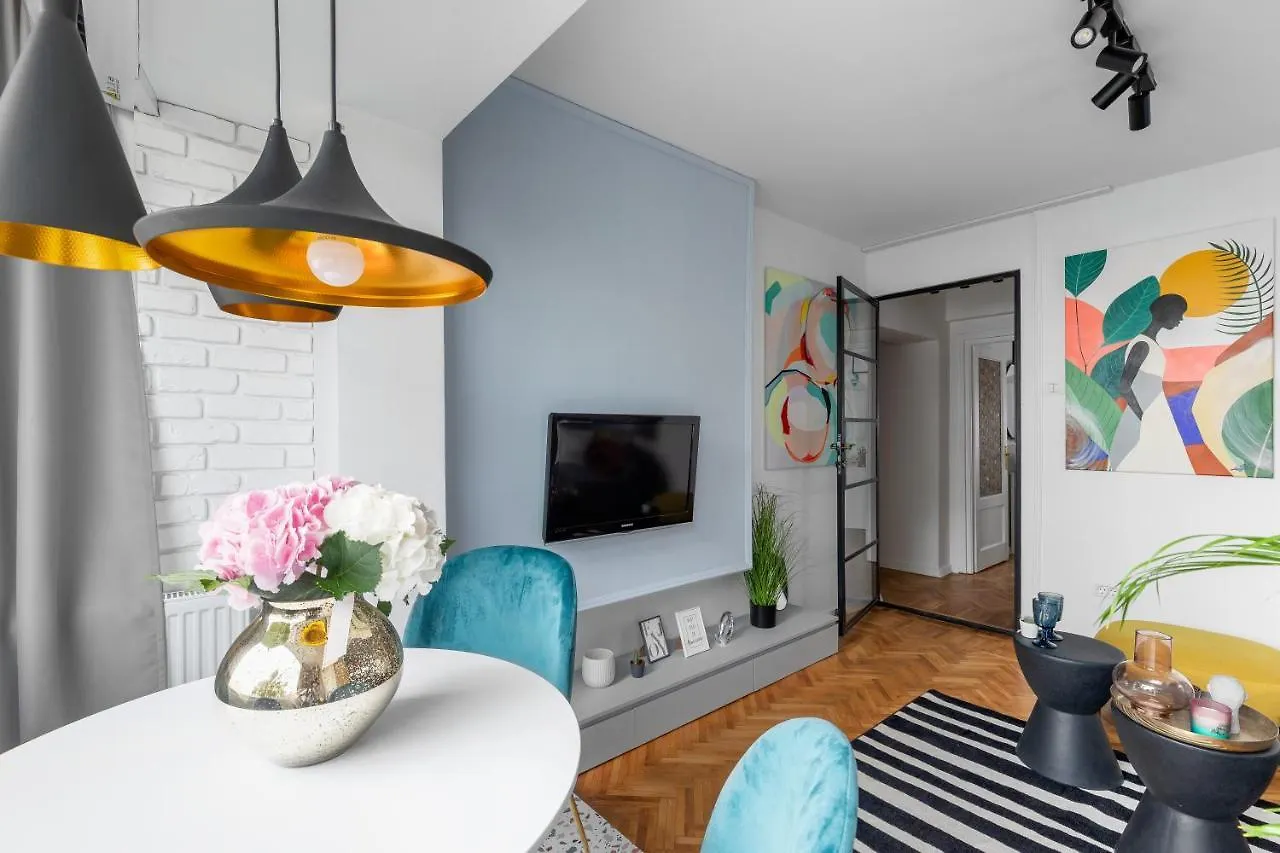Eden By Citylife Suites Bucureşti 0*,  România